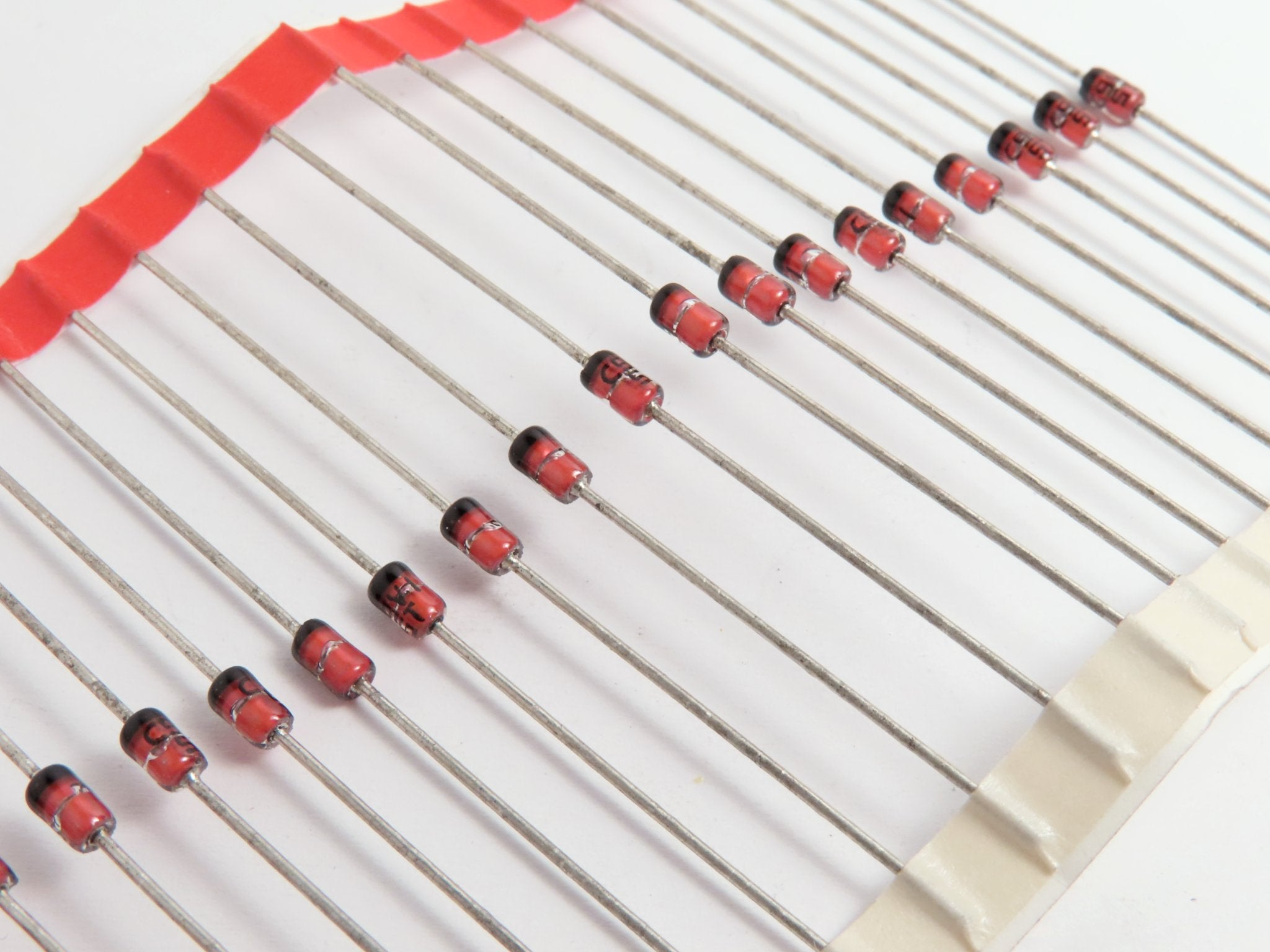 Dioda zenerova 9,1V/1,3W