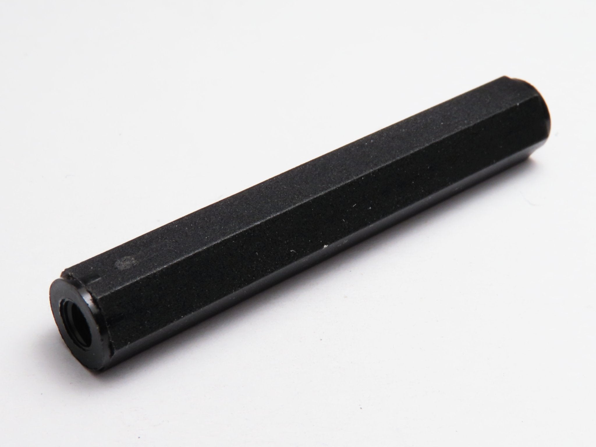 Sloupek distanční plastový 40mm/M3/vnitřní závit 2x