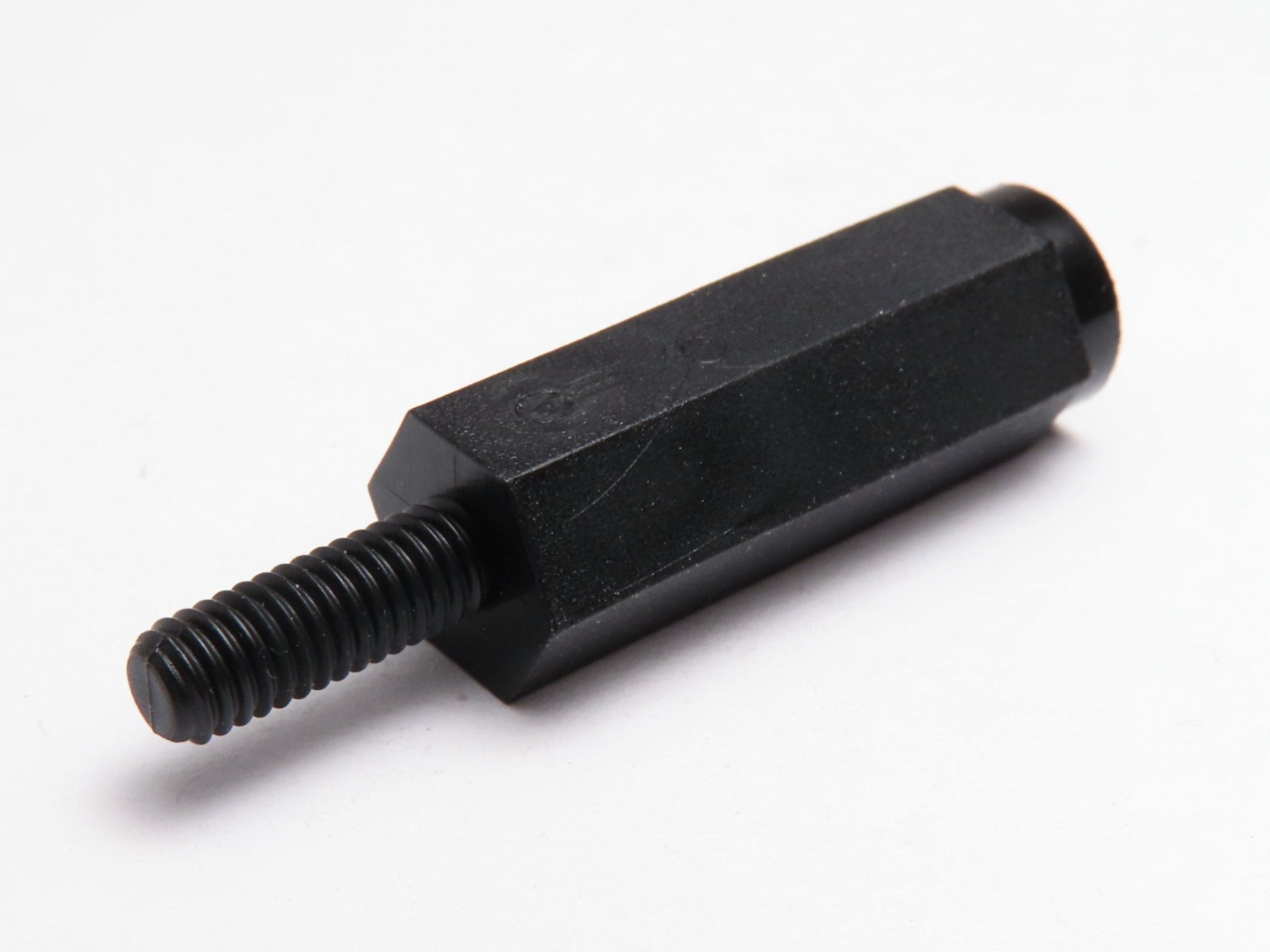 Sloupek distanční plastový 18mm/M3/vnitřní závit 1x/vnější závit 1