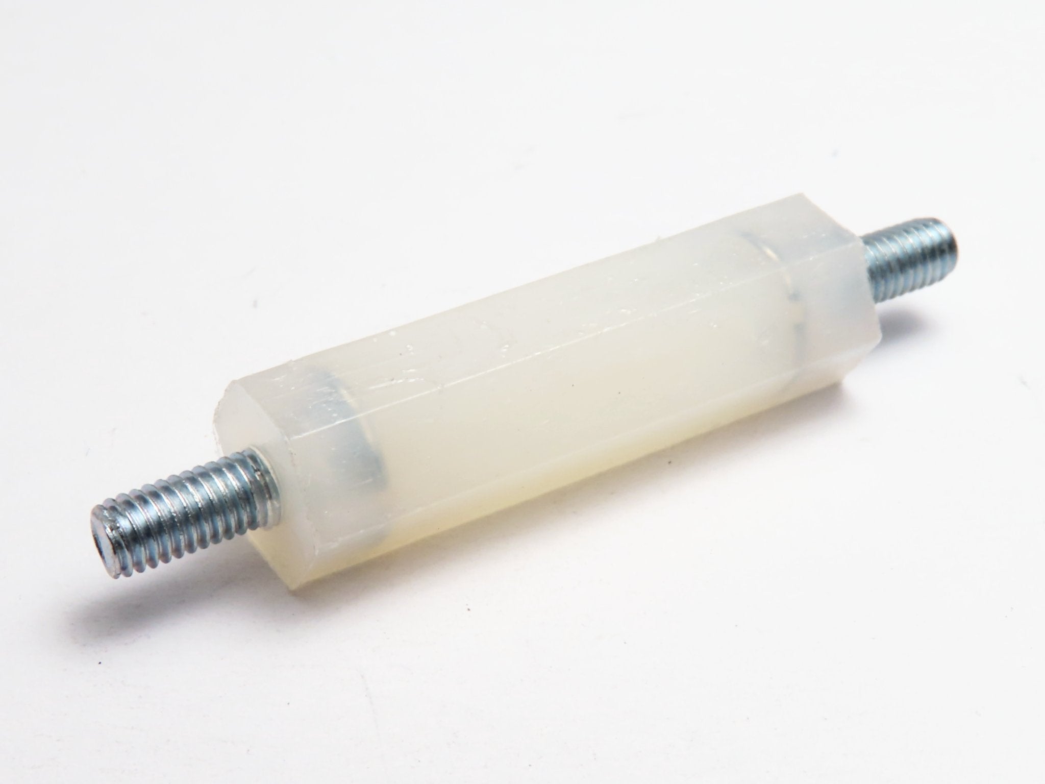 Sloupek distanční Hexagonal transipill 2XM3/25