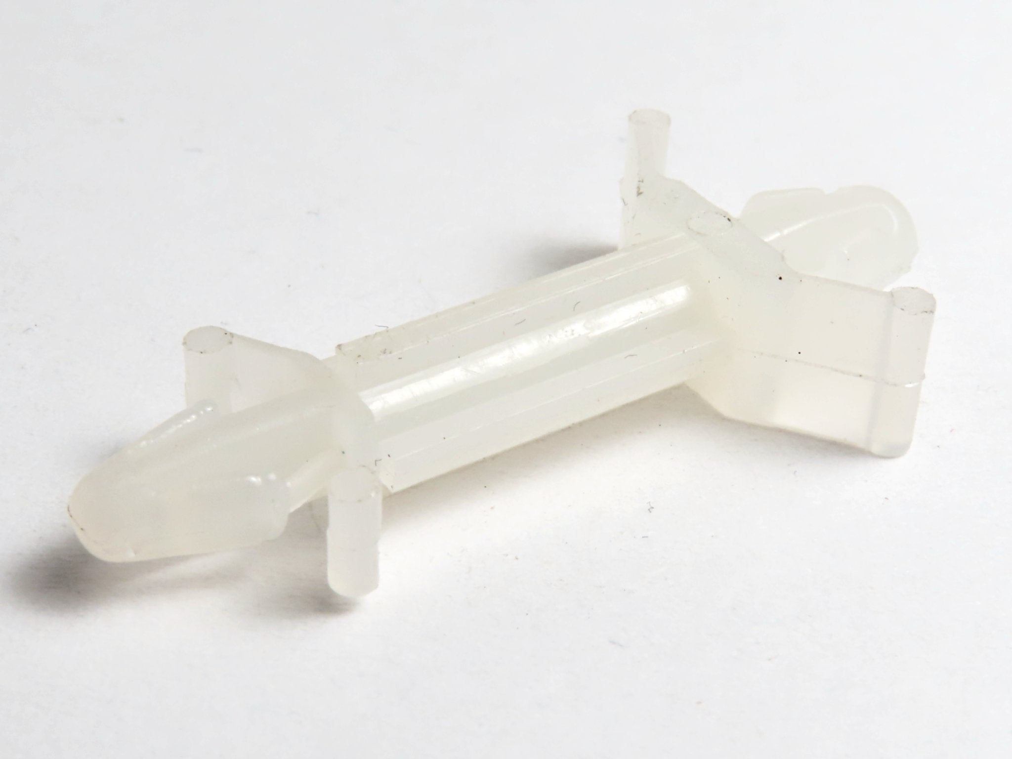 Sloupek distanční  15,9mm/průměr diry 4mm/rozpěrka 2x
