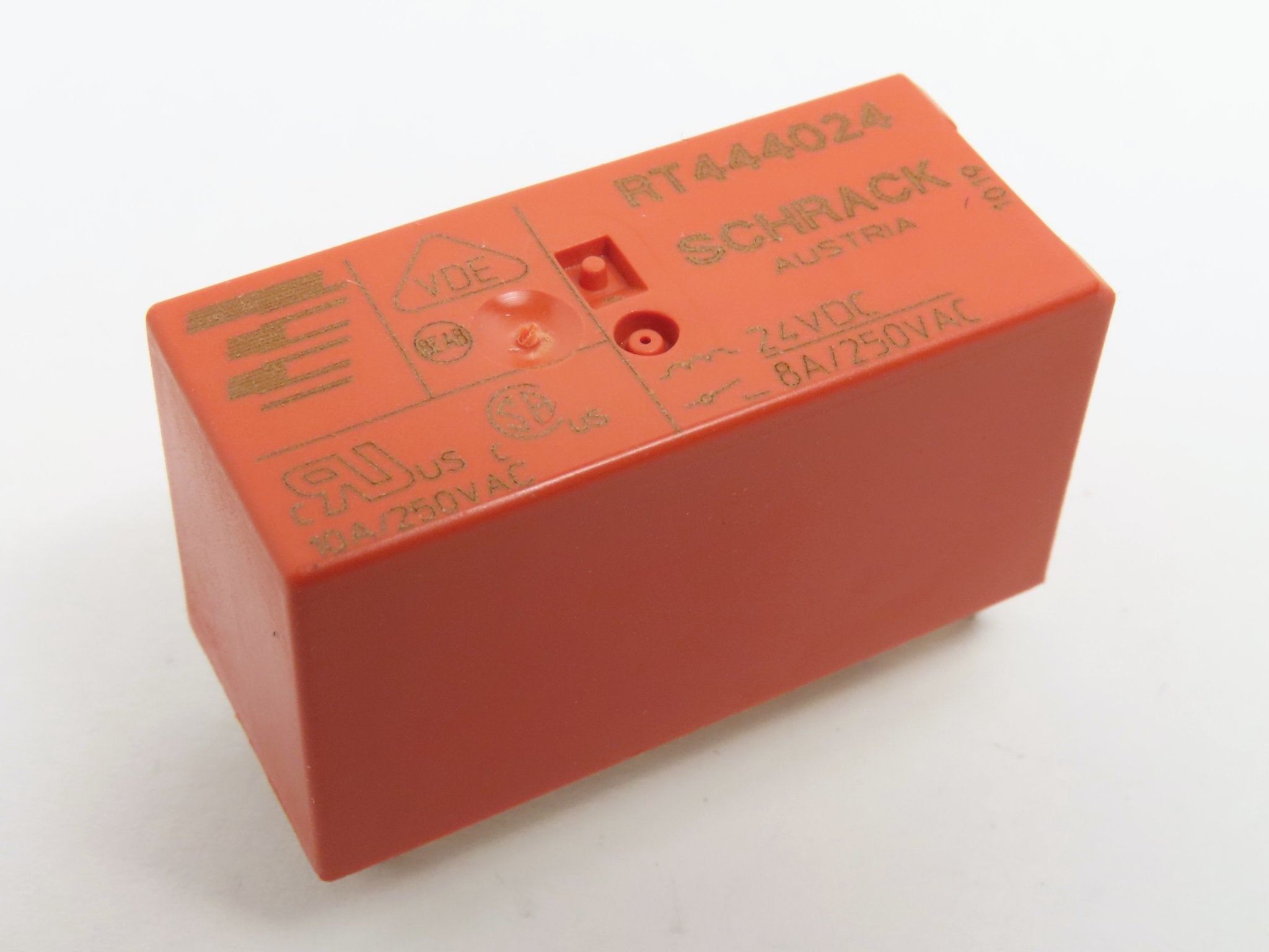 Relé Schrack 24VDC/1,44k/DPST/8A