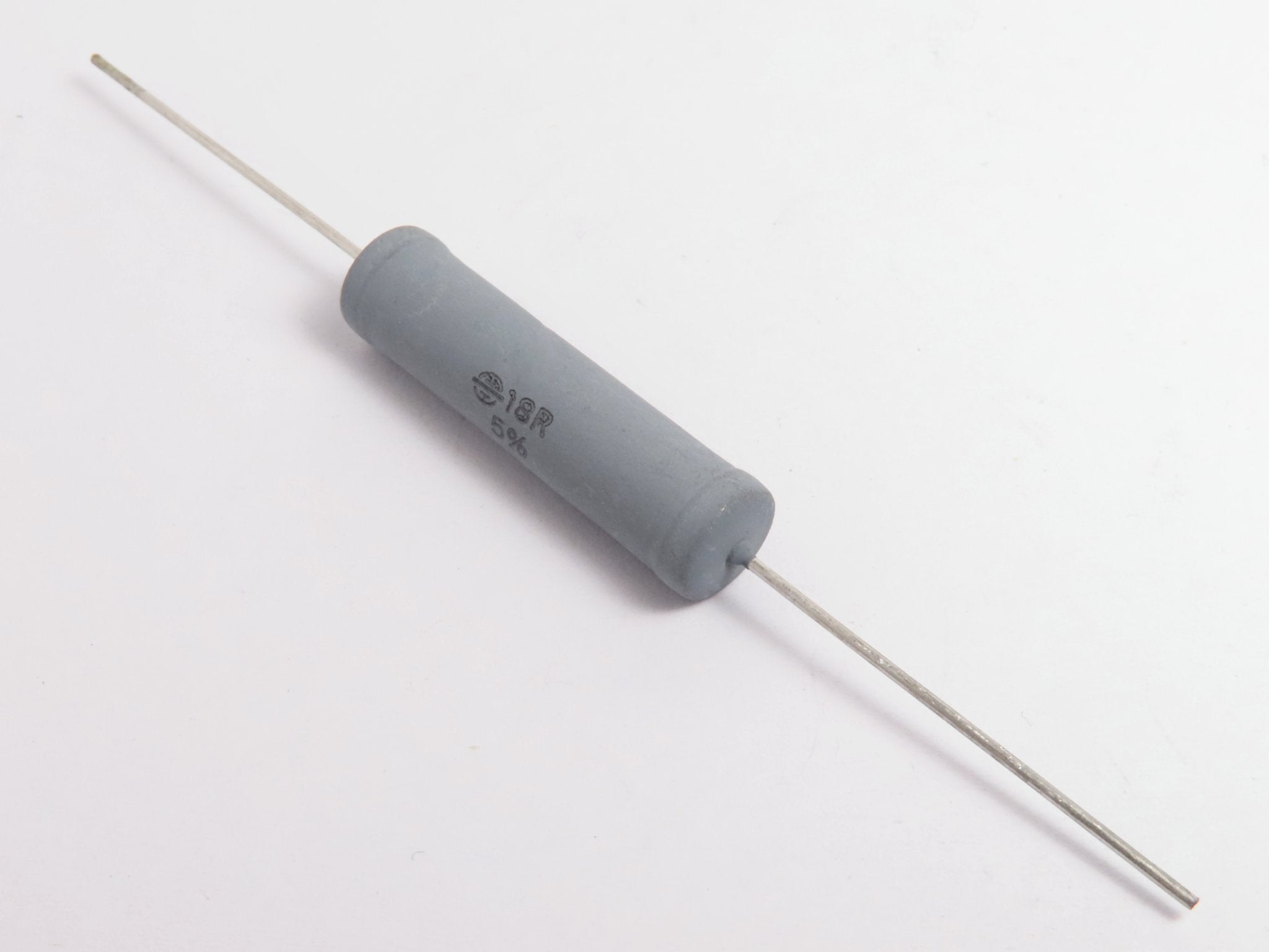 Rezistor 18R/6,0W