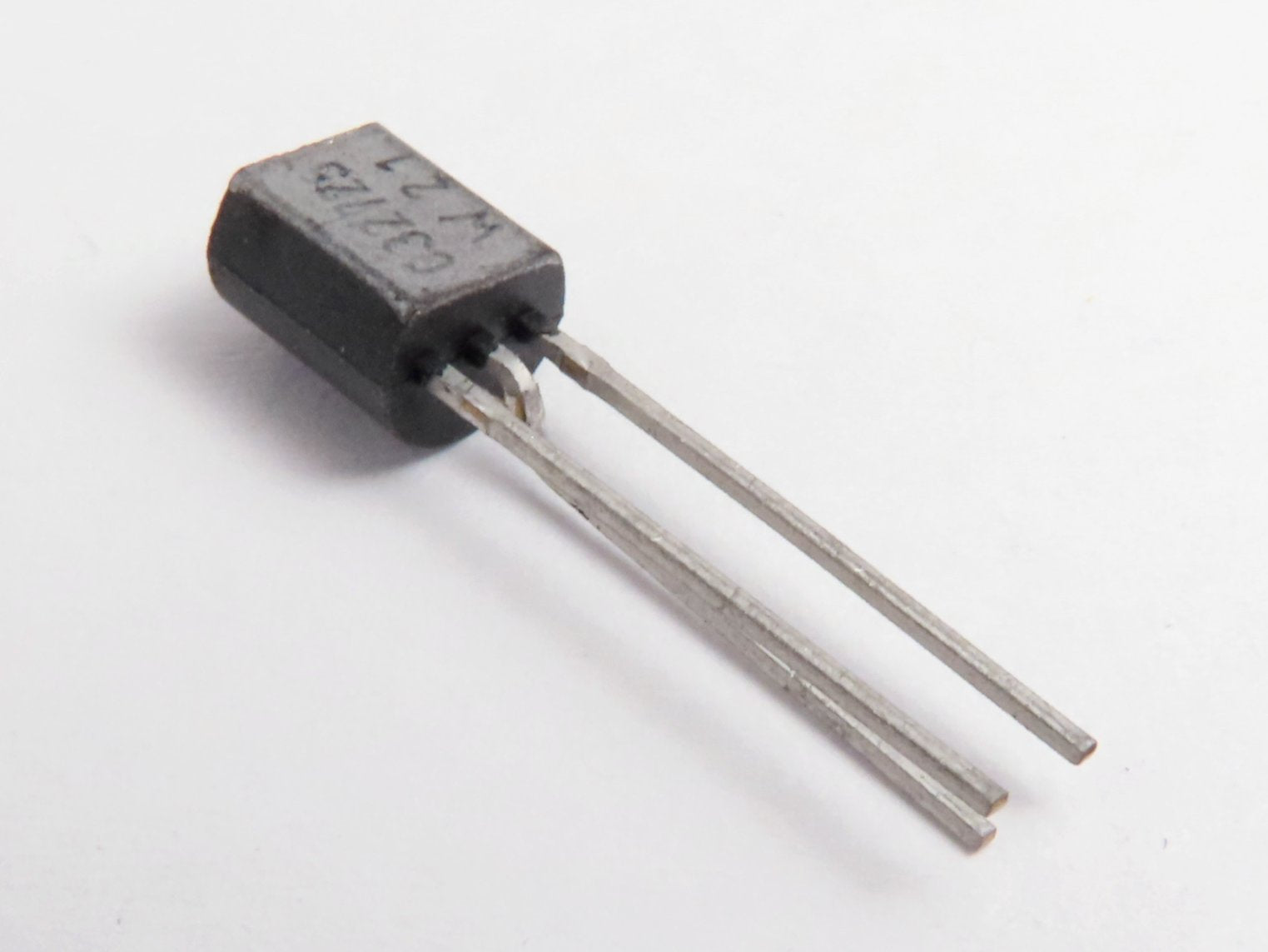 Tranzistor PNP 45V/0,8A/0,625W