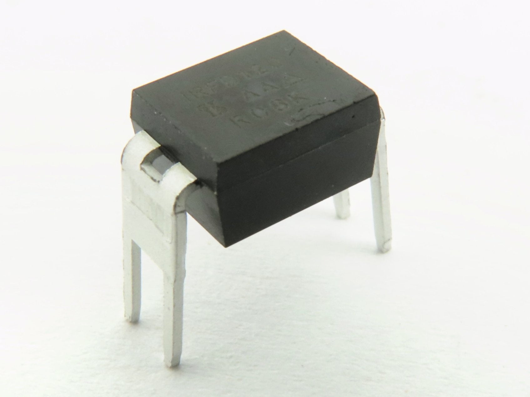 Tranzistor MOSFET-N 100V/1,3A/1W/0,3R