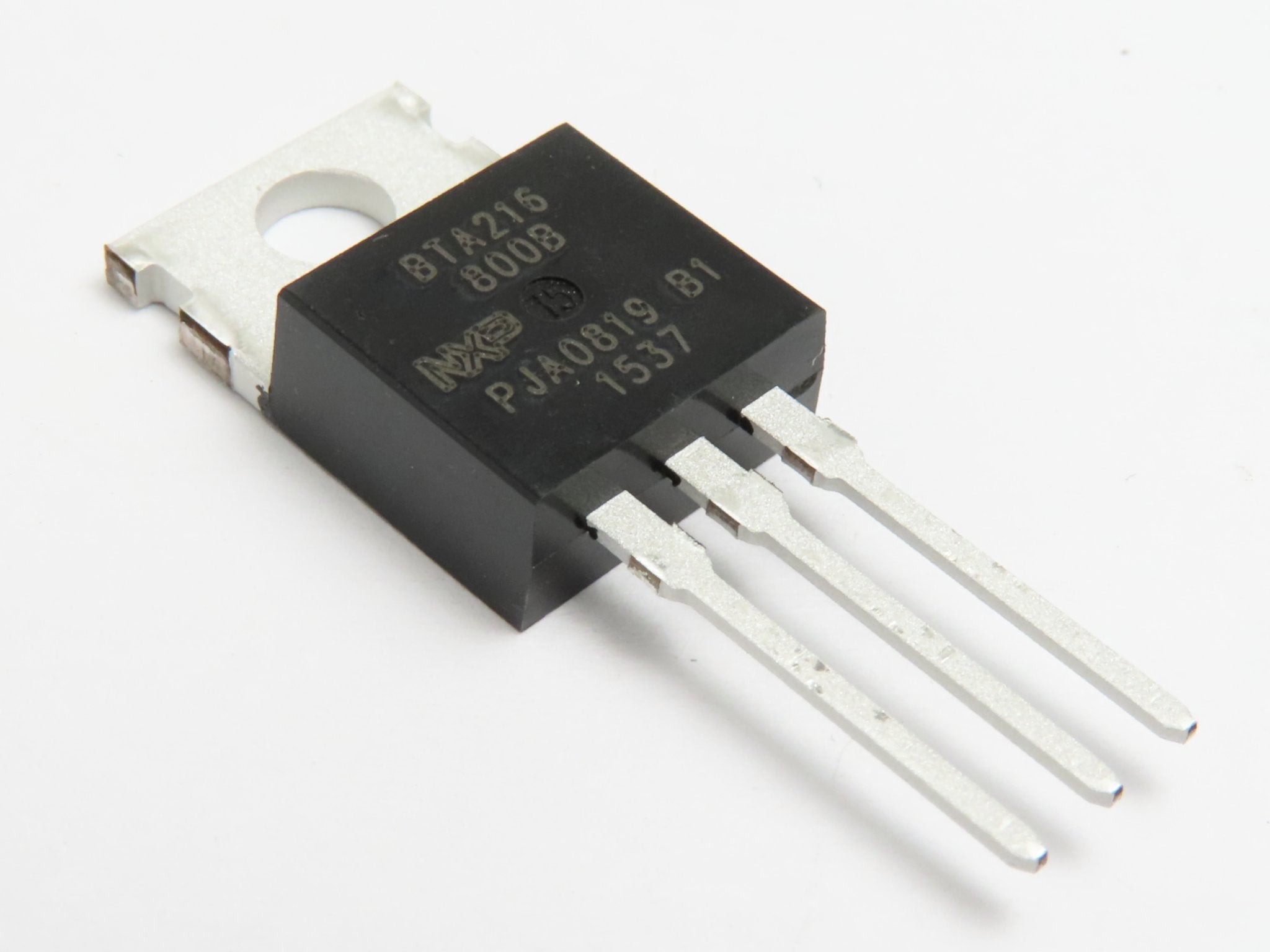 Triak BTA216-800B
