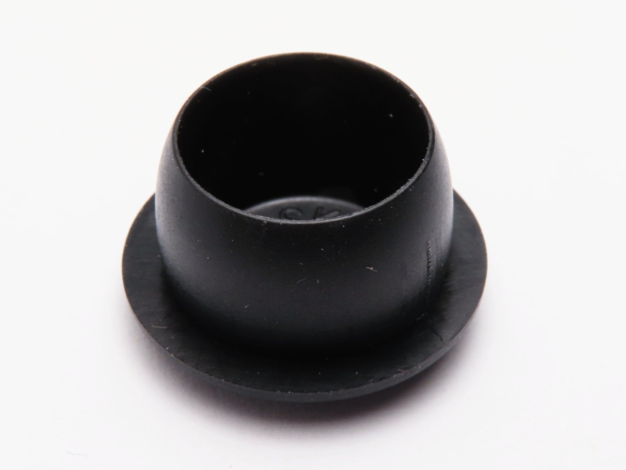 Zátka krycí černá 015,4X019X008